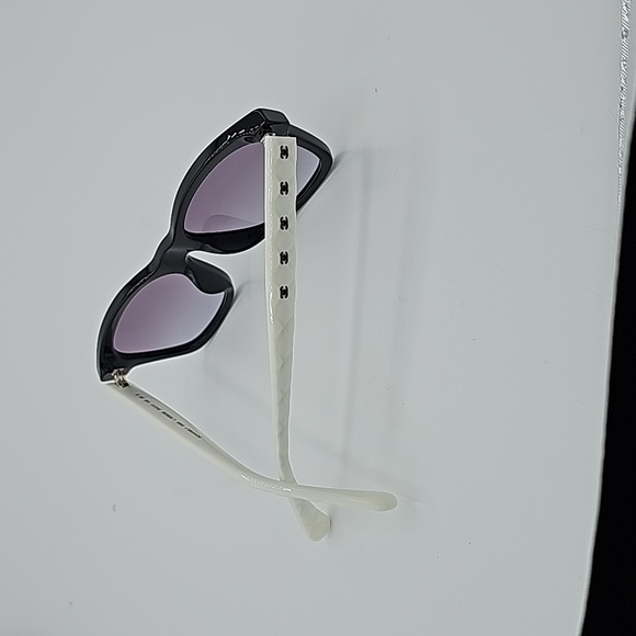 Chanel BLACK & WHITE SUNGLASSES. Lenses:Gray Ref CH5484 1656/s6 - Picture 13 of 16